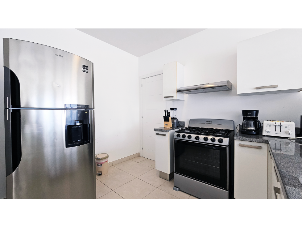 SE ALQUILA APARTAMENTO EN AVENIDA BALBOA — foto 2