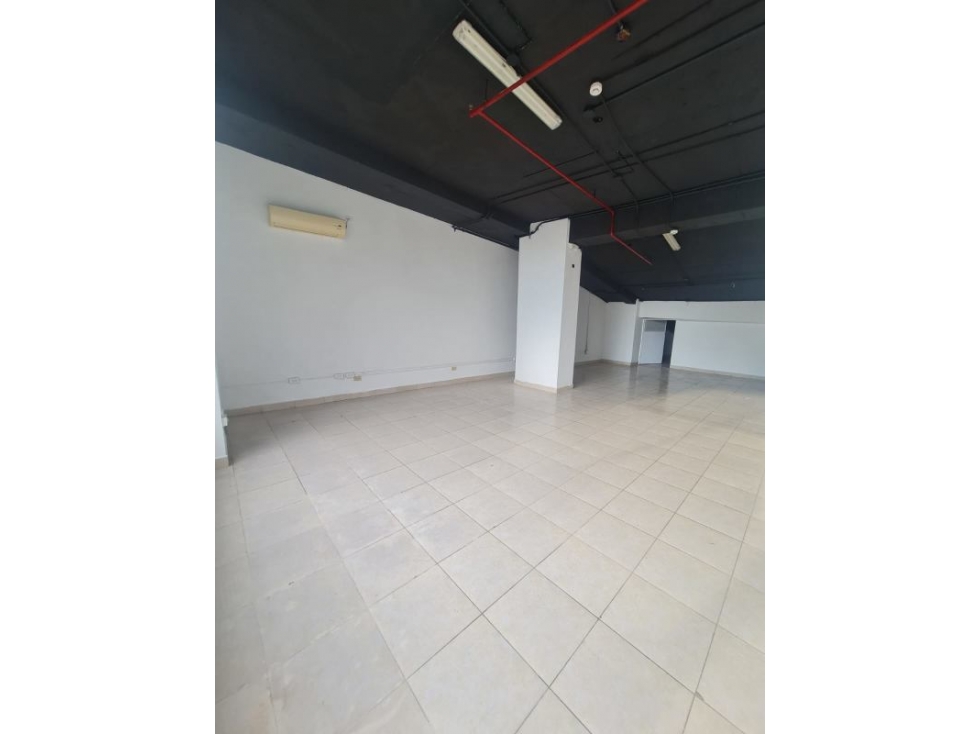 ¡Â¡SE VENDE!! Local Comercial en Parque Lefevre — foto 4