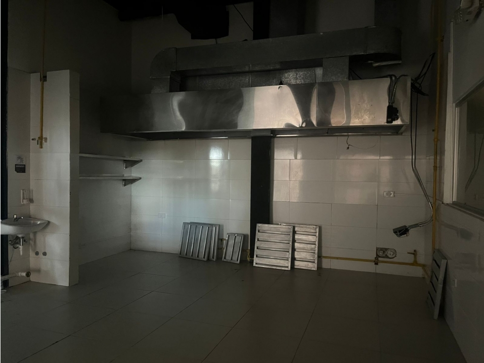 ¡Â¡SE ALQUILA !! LOCAL COMERCIAL en SAN FRANCISCO SPOT74 — foto 3