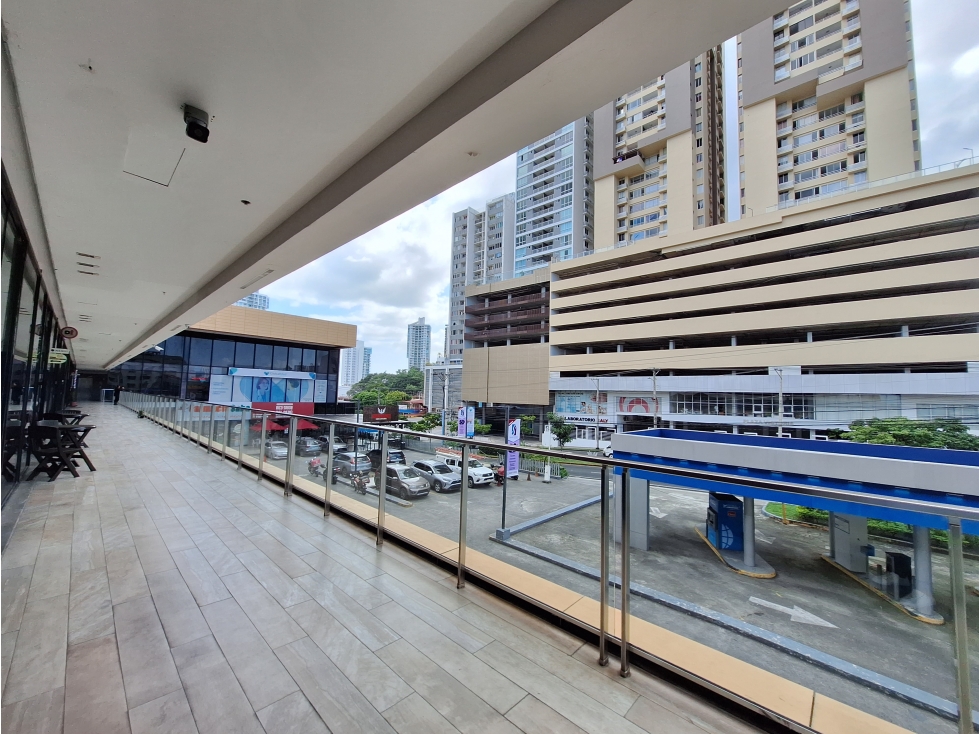 ¡Â¡SE ALQUILA !! LOCAL COMERCIAL en 12 DE OCTUBRE — foto 3