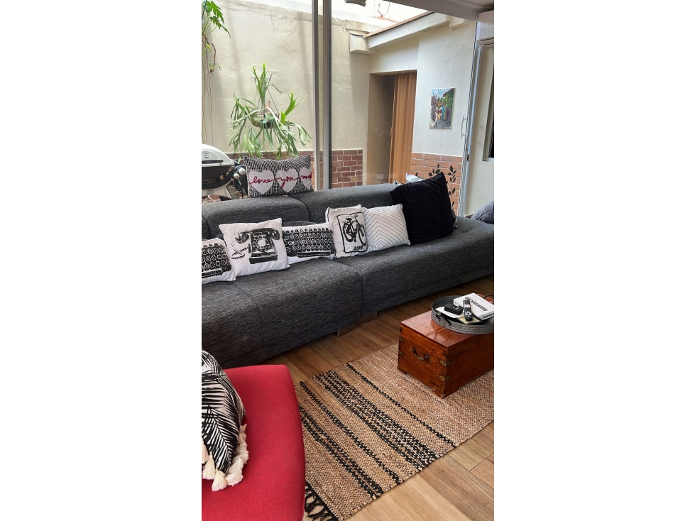 En alquiler casa dúplex de dos niveles en Colinas de Santa Bábara. — foto 3