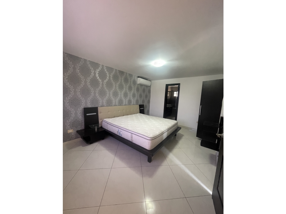 Se vende o alquila casa de 3 pisos en Limajo, San Miguelito — foto 6
