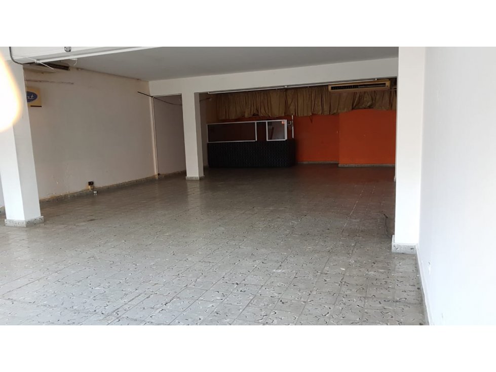 Se alquila local comercial en la av. la paz $1500 — foto 4