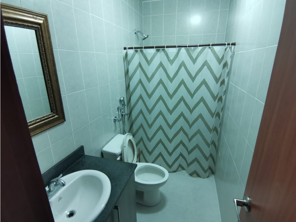 Se alquila apartamento en carrasquilla $795 — foto 5