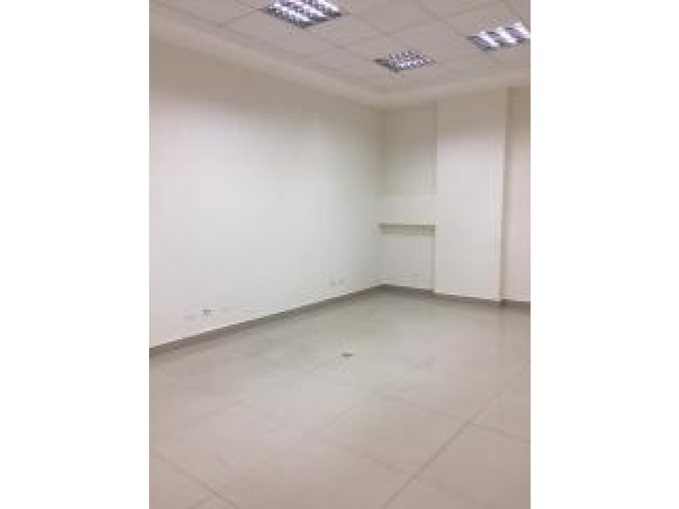 se alquila local para oficina planta baja en Bella Vista 500Mts $5,000 — foto 4