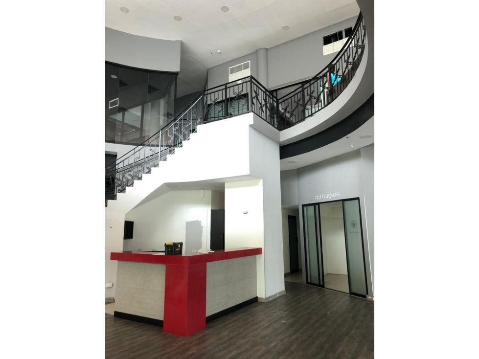 Se Alquila Magnifico local 1800 mts $18.000.oo - 5
