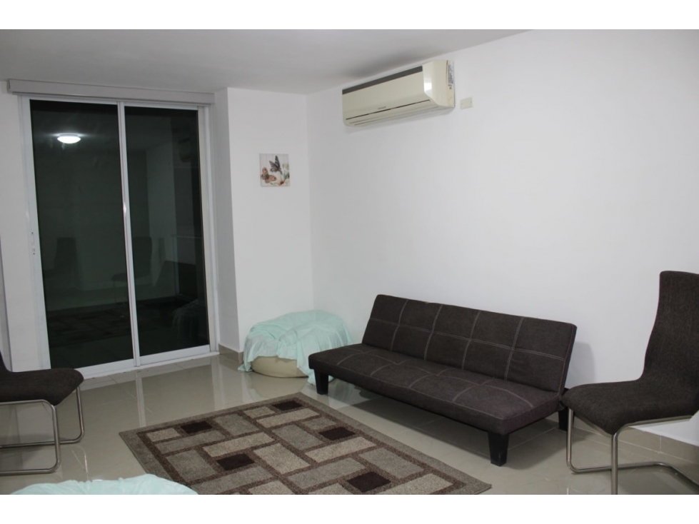 Alquilo espectacular penthouse en albrook - 6