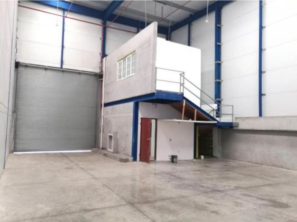Se Vende Ofi-bodega en Mañanitas 300 Mts $430.000.oo - 1