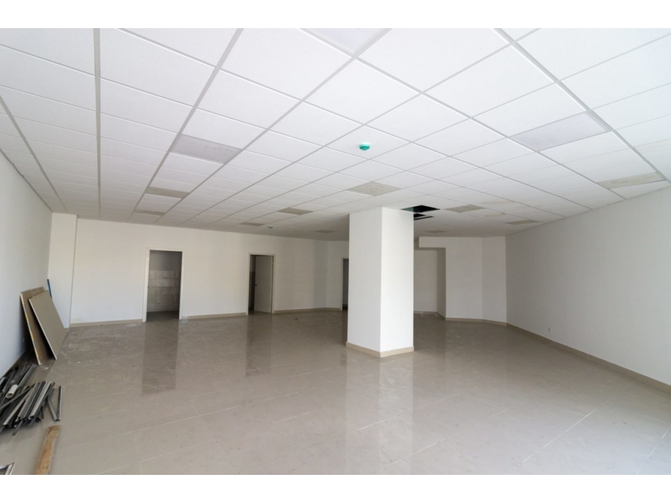 Se Alquila Local Comercial San Miguelito 176 mts. $3.000.oo - 4