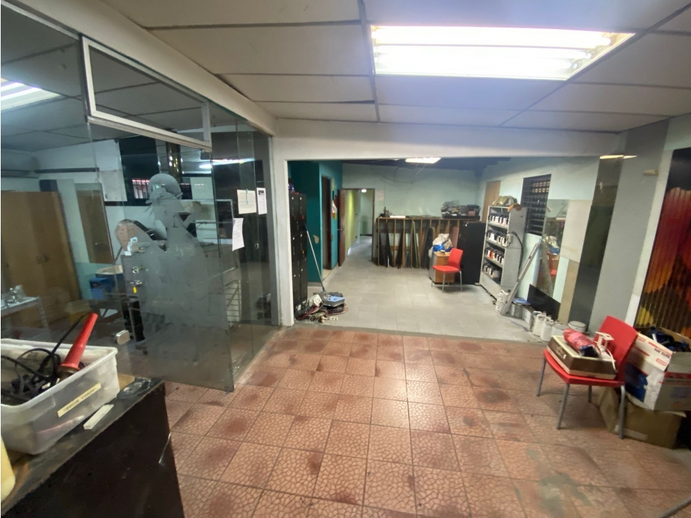 Se alquila Local Casa Comercial en Av La Paz 300Mts $1,800 — foto 6