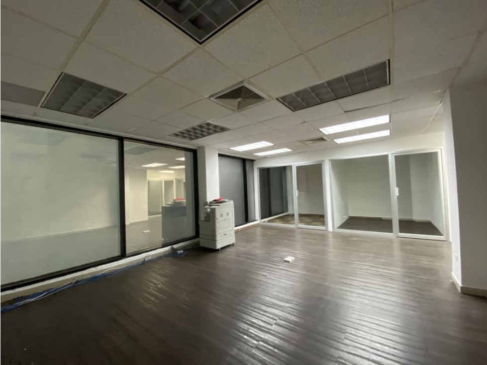 Se Alquila Oficina Obarrio 115 mts piso 1 $1.385.oo