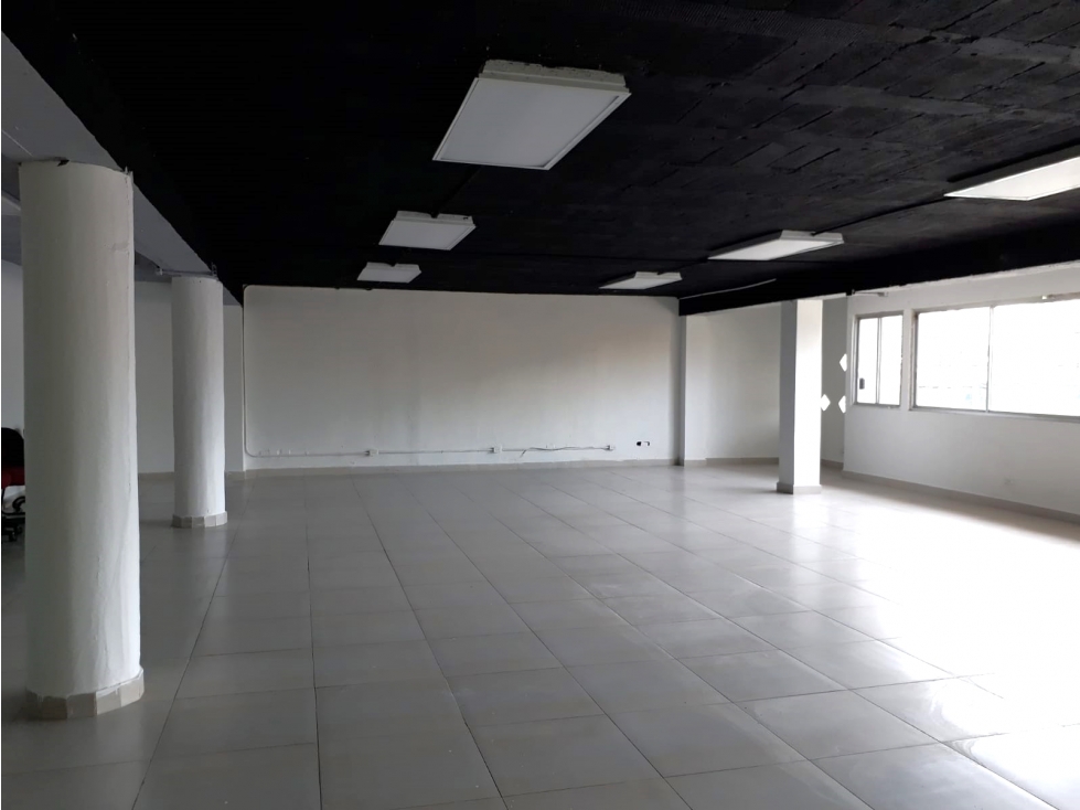 Se Alquila Oficina en Parque Lefevre, 187.9m2 $1800 - 1