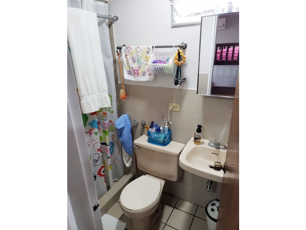 Vendo hermosa casa 2 pisos Condado del Rey $225.000 — foto 4