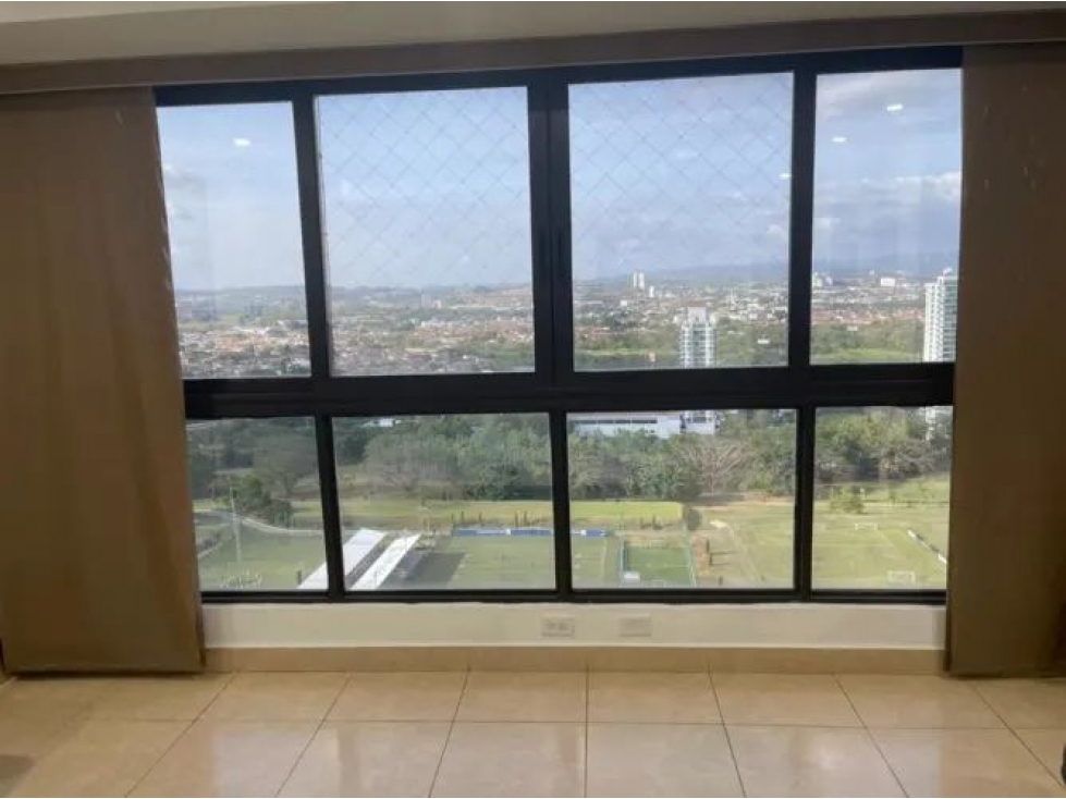Alquilo Apartamento en costa del este $2200 — foto 4