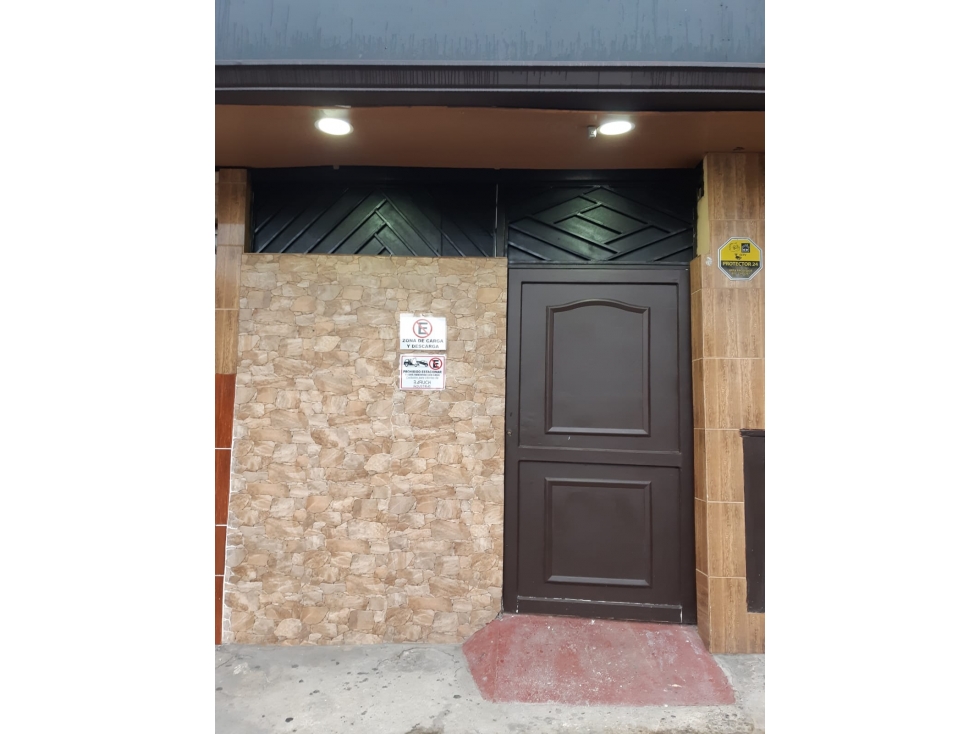 Se Alquila Local en San Francisco 65mt2. $700 — foto 4