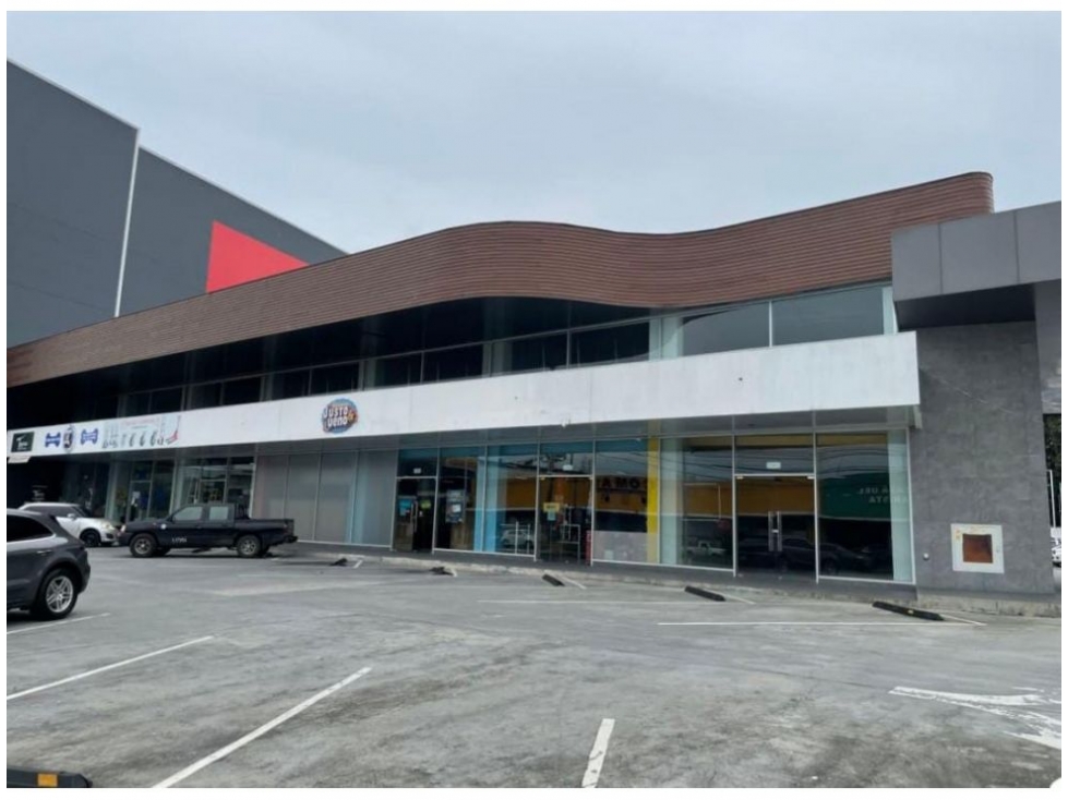 ESPECTACULAR LOCAL EN LLANO BONITO APROVECHA -I.G.