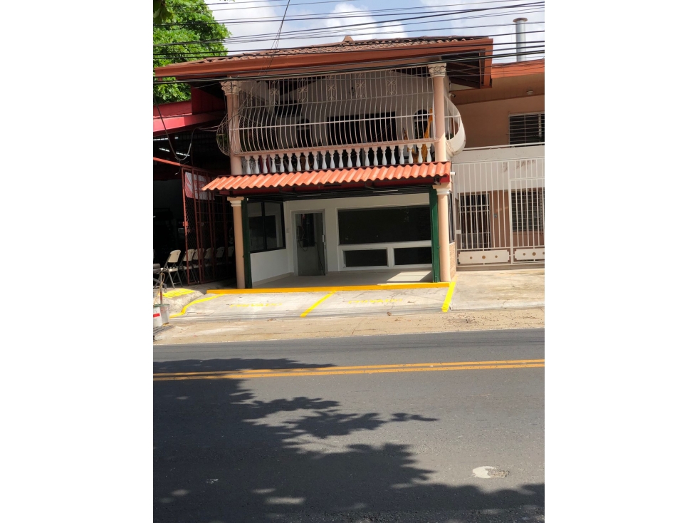 SE ALQUILA LOCAL COMERCIAL EN LA PULIDA EN VIA PRINCIPAL 80M2 $ 950