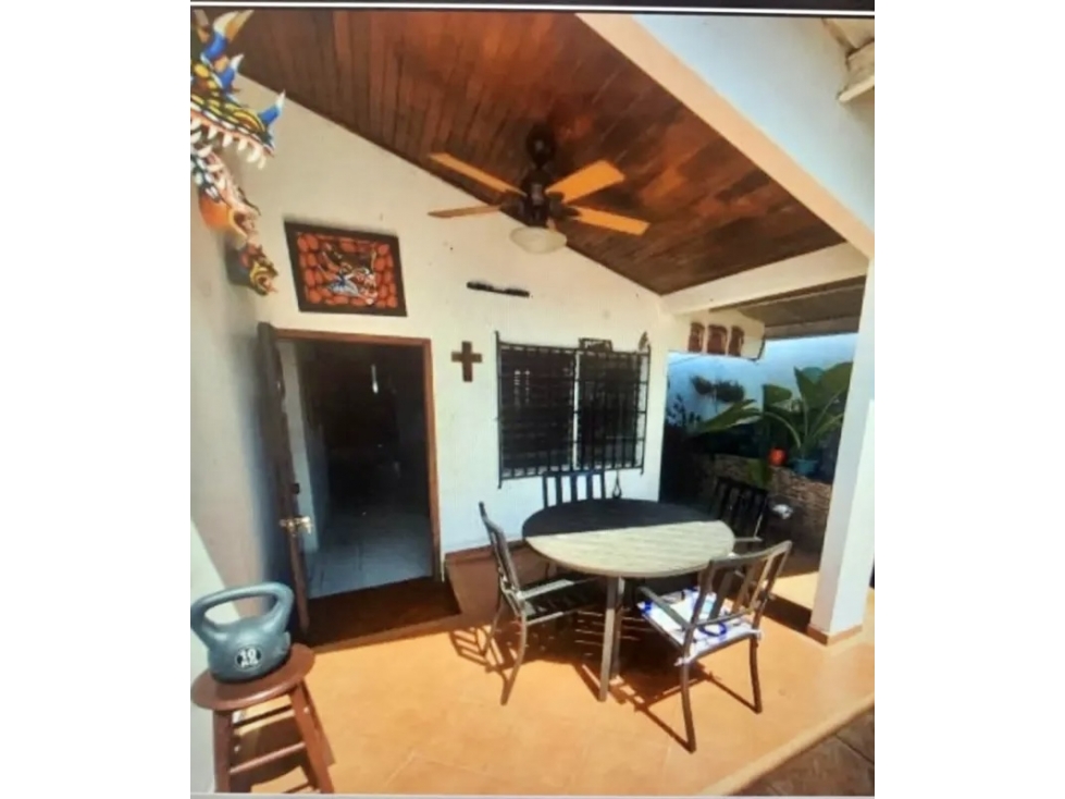 SE VENDE CASA AMPLIA EN LIMAJO — foto 6