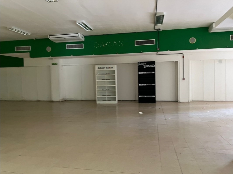 Se Alquila Local Comercial en Milla 8 - 6