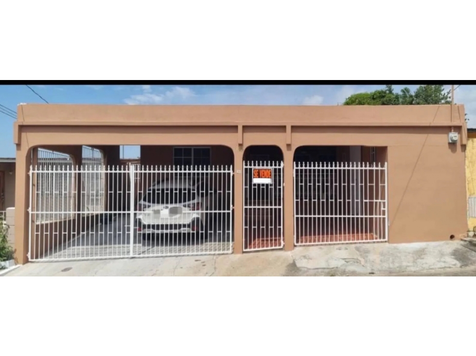 SE VENDE CASA REMODELADA EN CERRO VIENTO