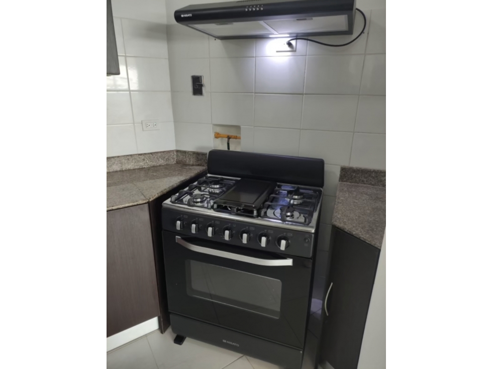 Alquilo apartamento amoblado en Condado del Rey $750 — foto 4
