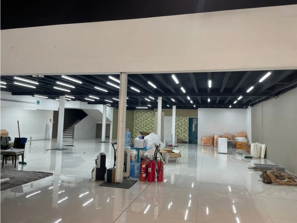 Se Alquila Local 815 Mts Via Brasil USD$12,000,oo+Itbms+M/to