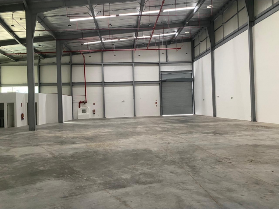 SE VENDE BODEGA EN COMPLEJO CERRADO — foto 2