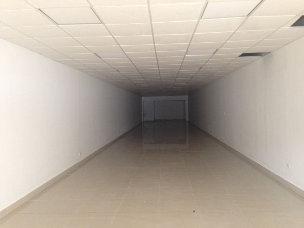 Se Alquila Local 225 Mts Bella Vista el Carmen USD$2,300,oo+itbms — foto 4