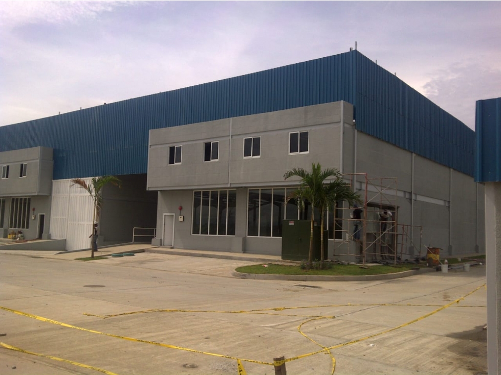 Se Vende Galera 1.006 Mts Pque Ind Pacora USD$854,87 Mt2 — foto 4