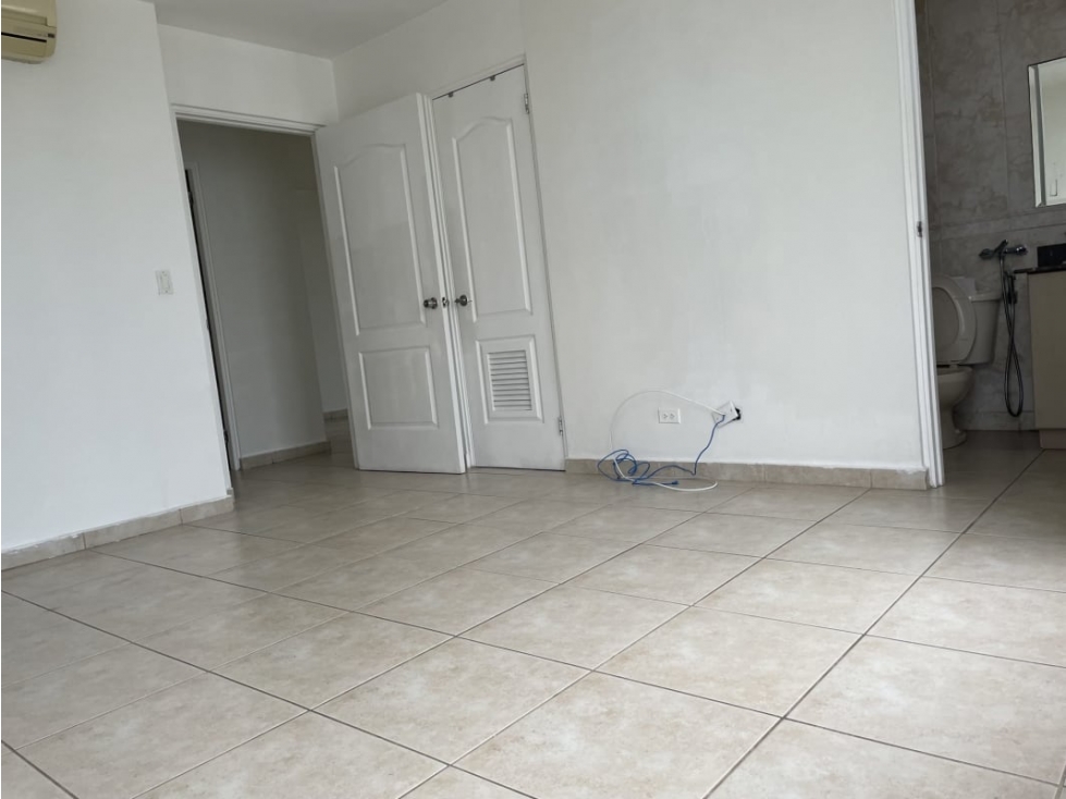 ALQUILER APARTAMENTO CARRASQUILLA $850 — foto 4