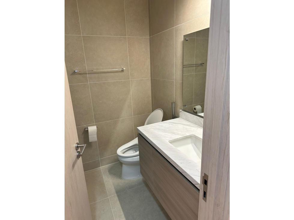 SE ALQUILA BELLO APARTAMENTO EN SANTA MARIA — foto 4