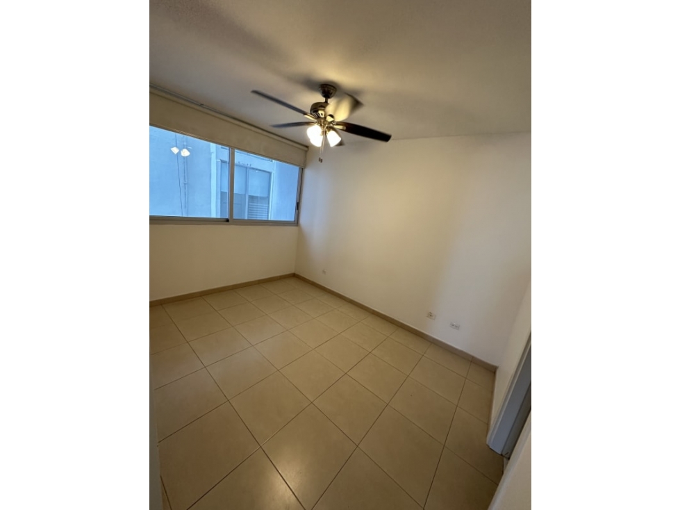 ALQUILO LINDO APTO LB AV BALBOA $ 2.000 — foto 4