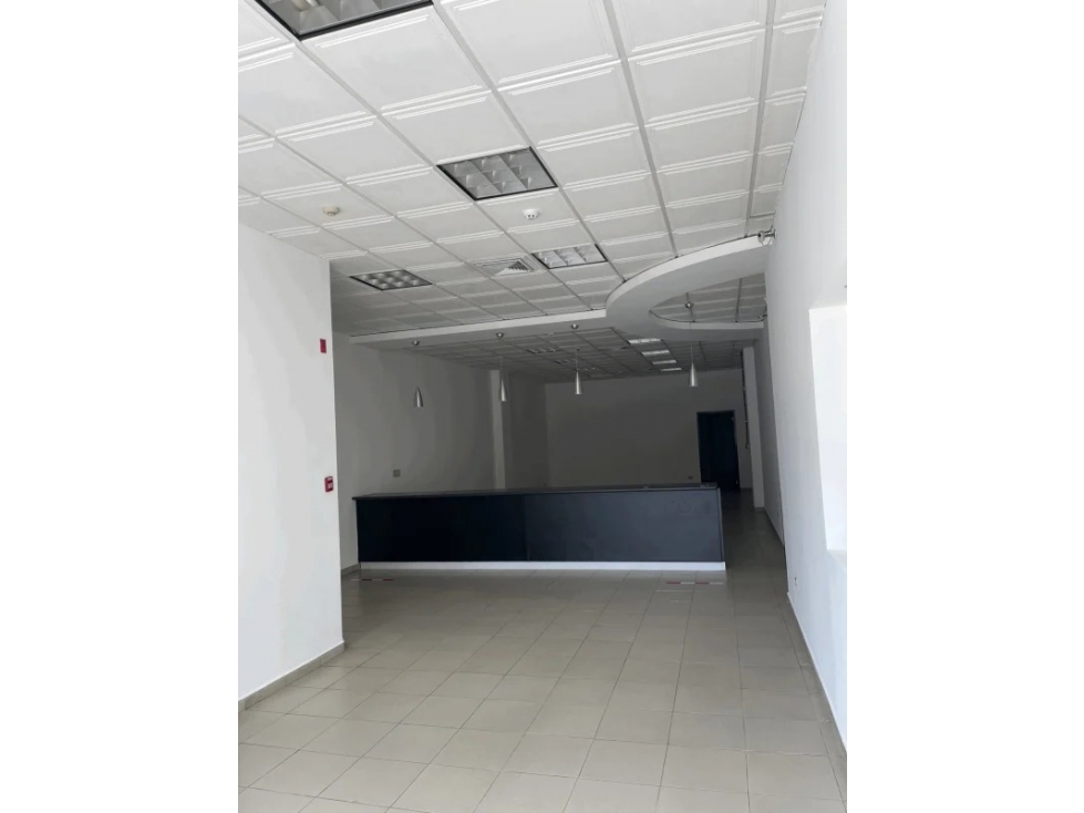 Se Alquila Local 140 Mts Bella Vista Via España usd$2,600,oo — foto 6