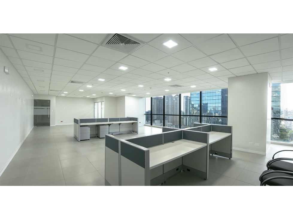 SE ALQUILA OFICINA 562 Mts EN CALLE 50 BELLA VISTA