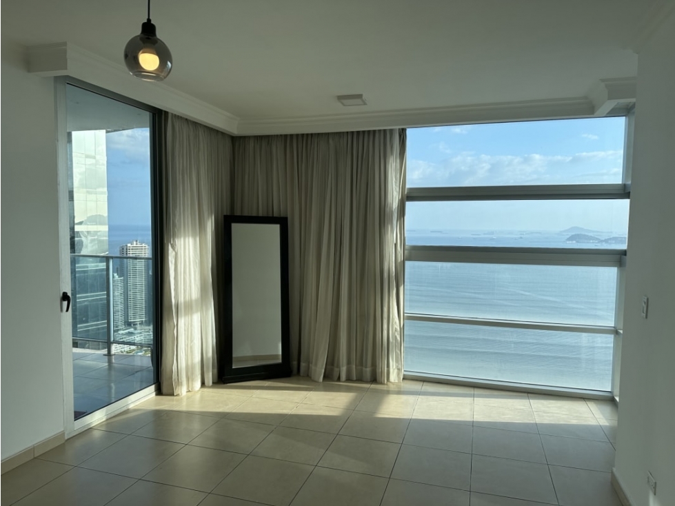 Se alquila Apartamento en Ave Balboa, edif. Waters — foto 5
