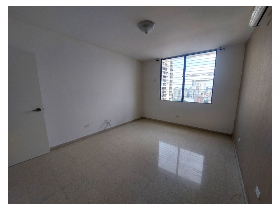 SE VENDE APARTAMENTO PH MÓNACO (Obarrio) — foto 4