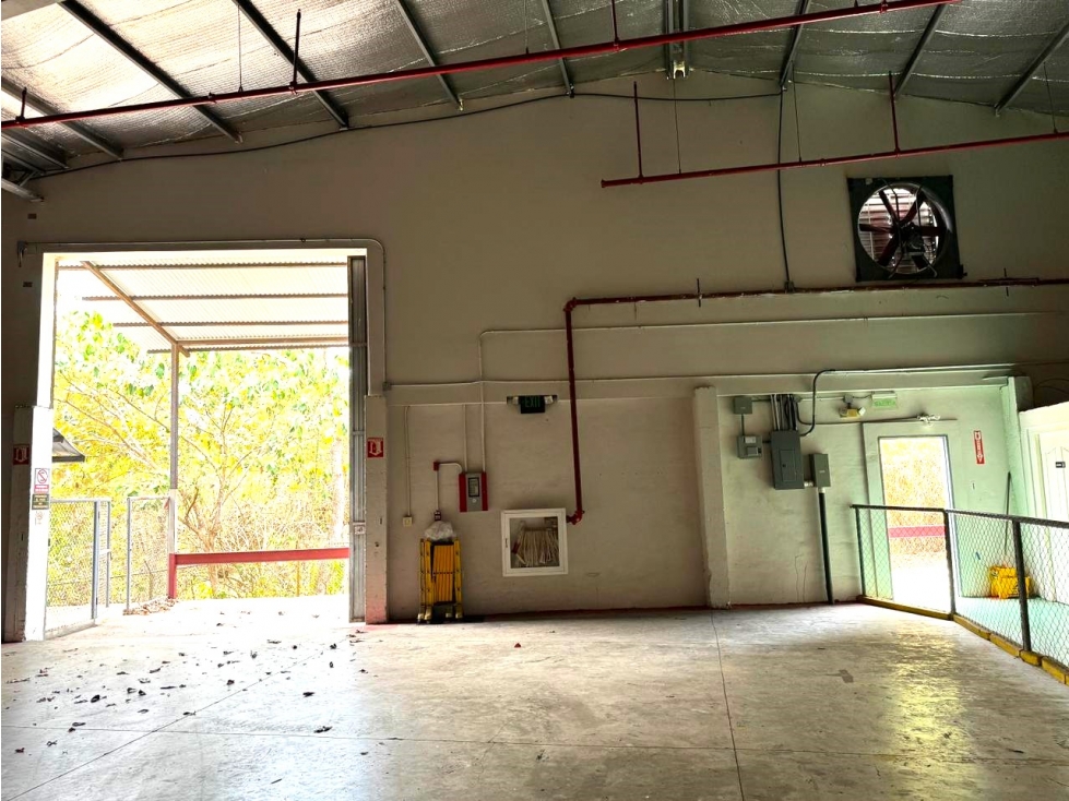 SE ALQUILA BODEGA EN ZONA FRANCA | 600MT2 — foto 6