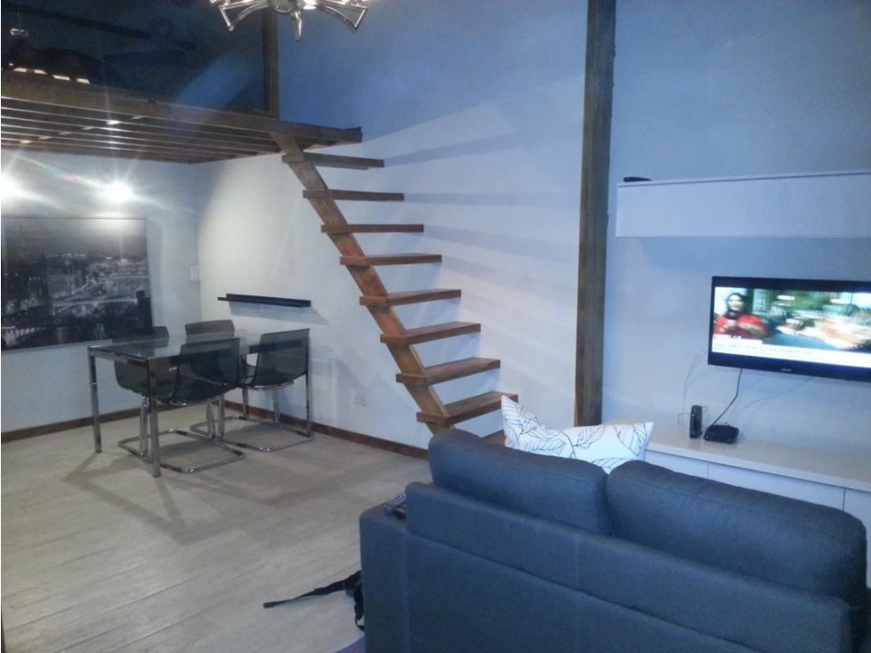Alquilo Extraordinario apartamento amoblado tipo loft en la cresta — foto 2