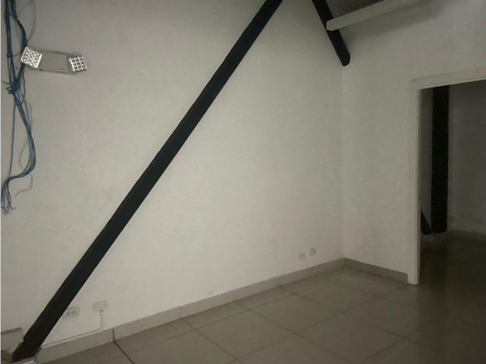 Local con excelente ubicación y visibilidad - Bella Vista - 200 mt2 — foto 6