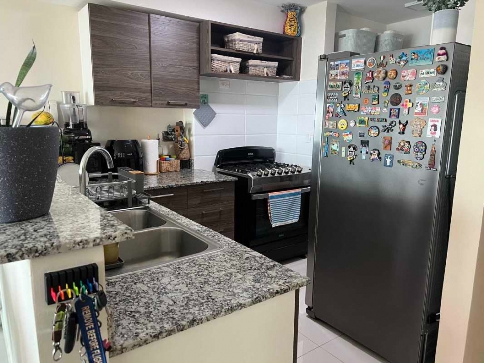 Alquiler de apartamento con vista al parque Omar - $1150 - 4