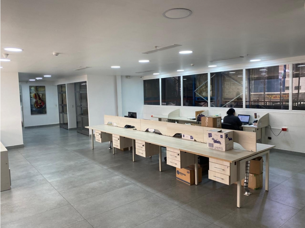 SE VENDE BODEGA EN ZONA 1 - COSTA SUR — foto 3