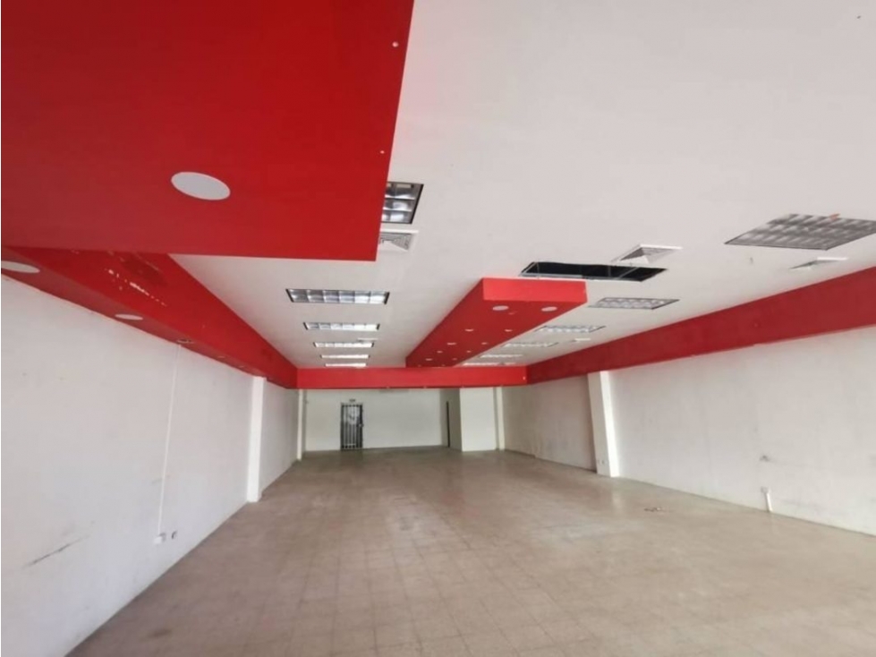SE ALQUILA LOCAL EN LOS PUEBLOS — foto 4