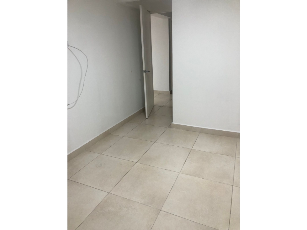ALQUILO APARTAMENTO EN PARQUE LEFEVRE - 4