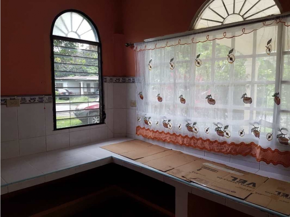 Venta de Casa Céntrica en David — foto 4