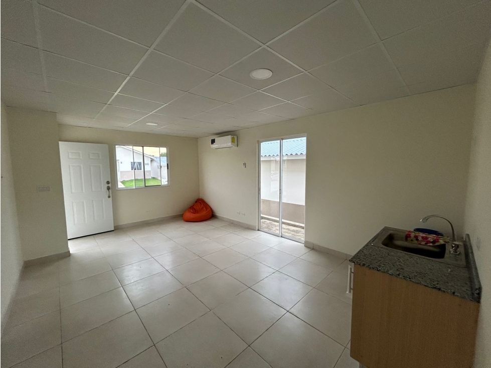 SE ALQUILA CASA EN PLAYA DORADA - 4