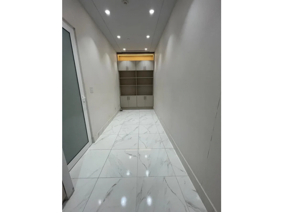 Se alquila oficina en town center listo para operar — foto 4