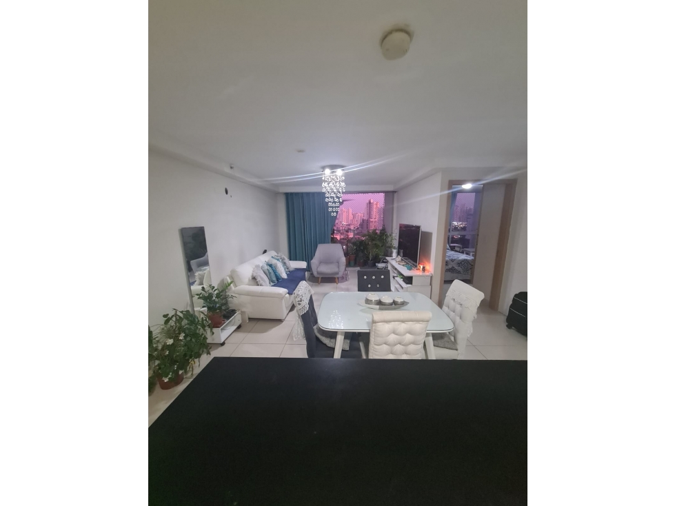 SE ALQUILA APARTAMENTO EN VIA ESPAÑA - 1