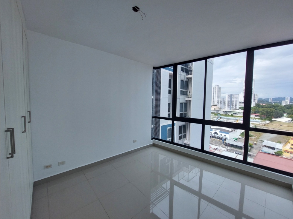 Vendo Apartamento en PH Canvas Tower - 3