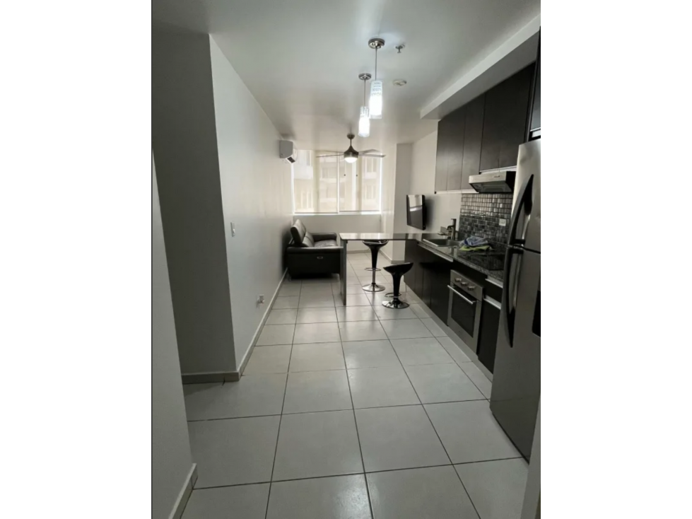 ALQUILO APARTAMENTO EN AV. BALBOA