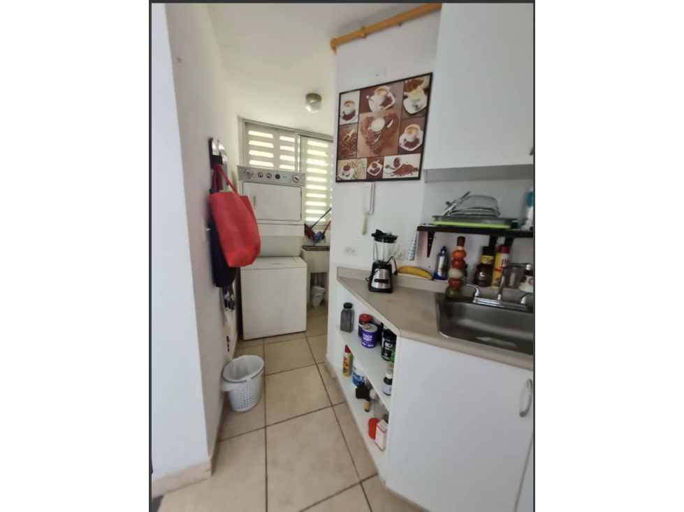 ALQUILO APARTAMENTO EN CARRASQUILLA — foto 4